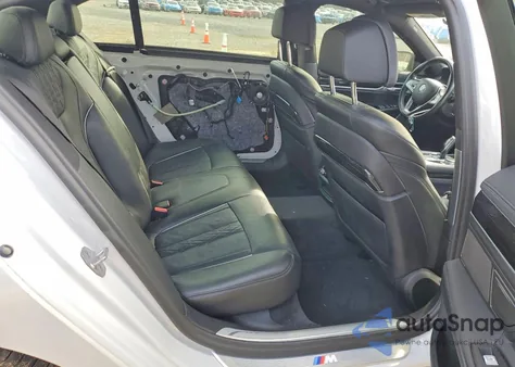 2019 BMW Alpina B7 from USA, damaged, VIN WBA7F2C56KB239413
